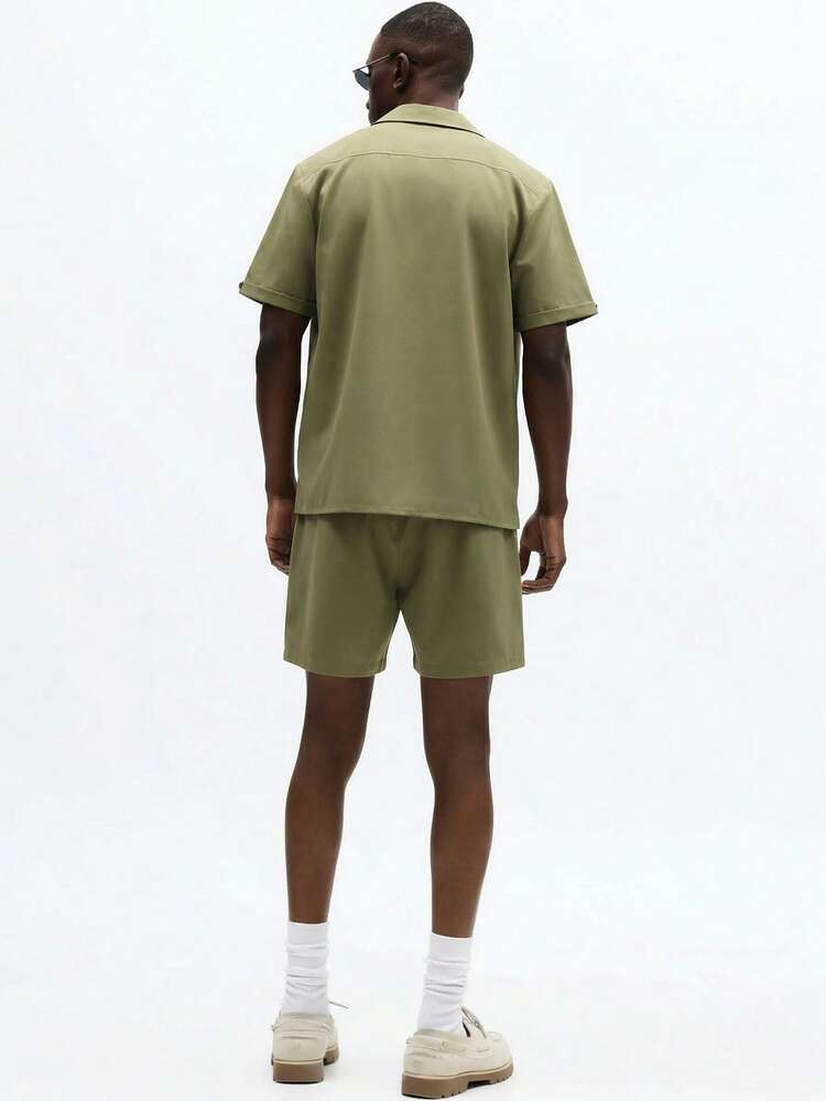 Conjunto de camisa de manga corta y pantalones cortos