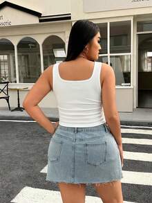 SHEIN EZwear 大码休闲简约背心，多件装女士背心上衣，运动背心，夏季运动背心，女士带垫上衣，女士背心上衣，赛车背心，女士基础款上衣，多件装上衣 - 黑與白 - 查看 5