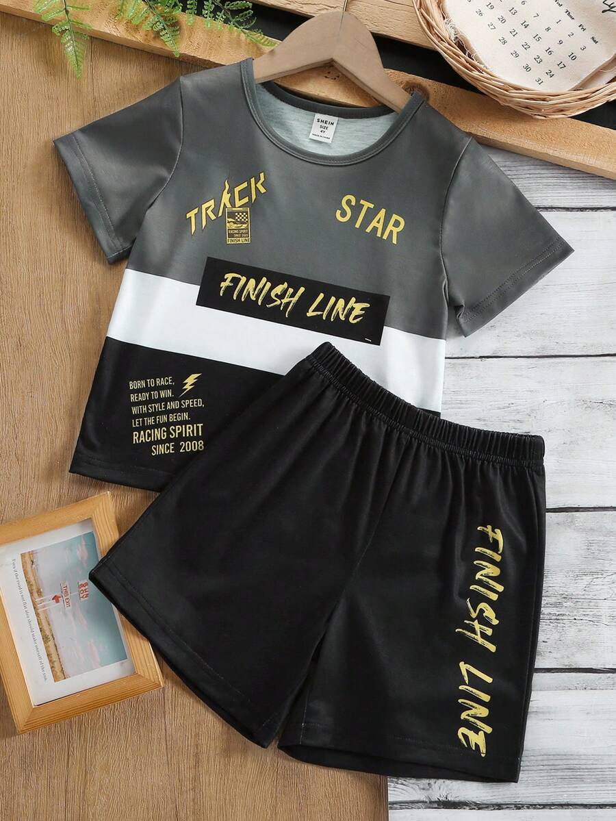 Conjunto de camiseta de manga corta con estampado gráfico y pantalones cortos para niño, adecuado para deportes al aire libre - Multicolor - Ver 1