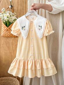 SHEIN Vintaside Kids 女童格子彼得潘领花瓣袖纽扣前开襟休闲连衣裙 - 黃色 - 查看 1