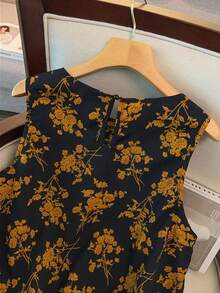 GlowEve CURVE 大码女式流行优雅碎花圆领衬衫，小碎花图案设计，修身版型，适合日常通勤、度假、户外活动 - 彩色 - 查看 6