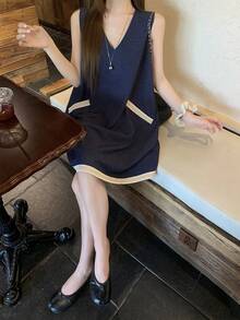 DAZY 女士V领休闲水洗牛仔连衣裙 - 藍色 - 查看 4