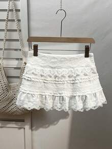 SHEIN Unity Minifalda de encaje con volantes y parches, estilo dulce y versátil para el verano, faldas de encaje para mujeres - Blanco - Ver 5