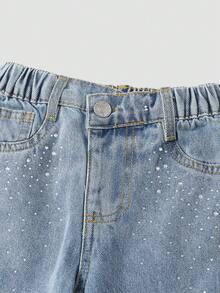SHEIN 女童牛仔褲 中洗藍色 夏季返校款 閃亮水鑽裝飾 不對稱鬆緊腰頭 寬鬆直筒軟棉丹寧牛仔褲 - 中等水洗藍 - 查看 5