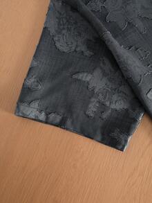 TOKVUE 夏季度假及海滩之旅年轻休闲风格纹理镂空花卉短款衬衫，提花纹理，宽松廓形，深灰色男士度假衬衫，送给男友的理想礼物，夏季必备单品。 - 灰色 - 查看 5