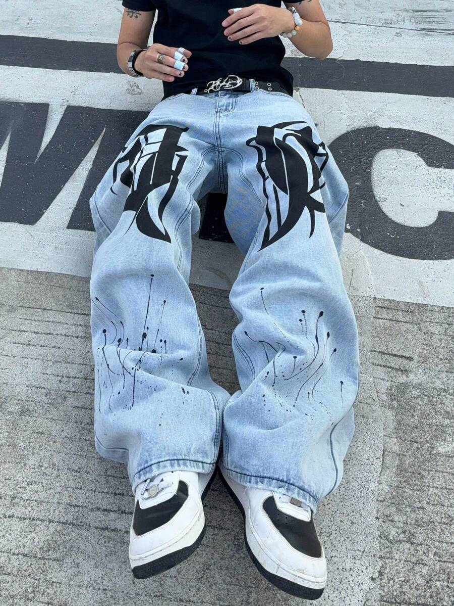 Manfinity EMRG Men's Letter Print Slant Pocket Loose Fit Casual Jeans - Light Wash - View 1