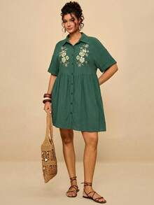 Travachic Plus Size Casual Cotton Floral Embroidered Black Shirt Collar Batwing Sleeve Patchwork Dress - Olive Green - View 6