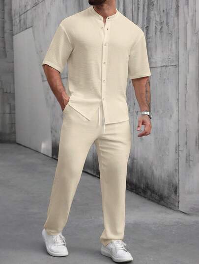 Manfinity CasualCool Men's Solid Color Comfortable Fabric Short Sleeve Shirt And Drawstring Elastic Waist Pants, Suitable For Men's Casual Vacation, Hangout With Friends, Party, Cocktail, Salon, Daily Office, Minimalist Business, Especially Suitable For Spring And Autumn Seasons, Suitable For Self-Wear Or Gift To Friends