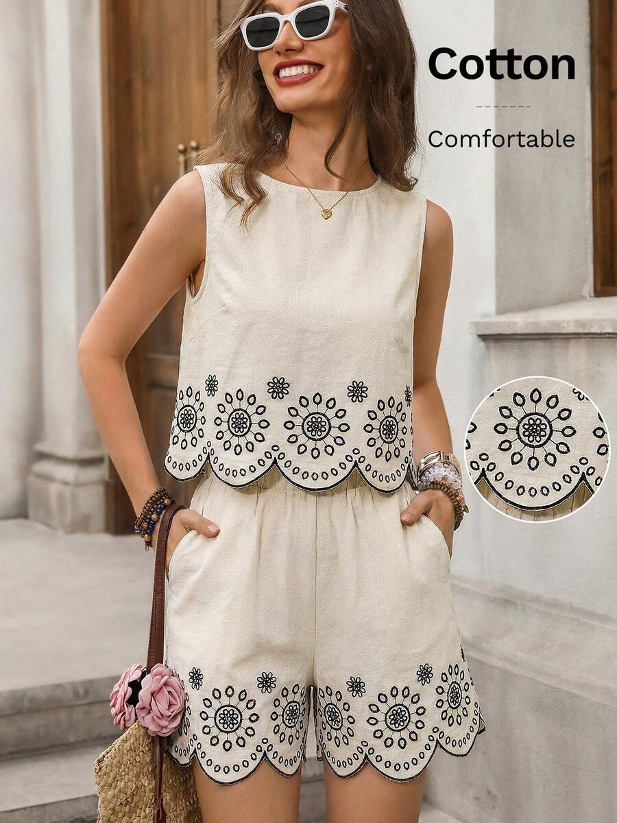 SHEIN Clasi 无袖刺绣上衣和短裤棉质套装 - 米色 - 查看 1