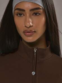 Musera Sport 下摆拉链无缝BBL夹克套装上衣（仅限板式网球服）秋冬运动健身训练服 - 棕色 - 查看 2