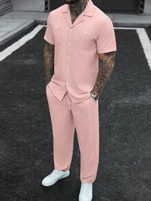 Manfinity CasualCool 男士休闲纯色纹理短袖衬衫搭配抽绳腰宽松直筒裤两件套，男士两件套服装，男装，舒适套装 - 粉色 - 查看 3