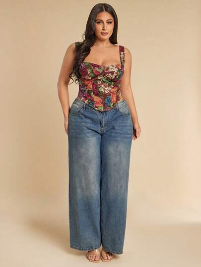 SHEIN BAE Plus Size Women Floral Print Sexy Versatile Casual Top,Womens Plus Size Floral Tapestry Sweetheart Neck Corset Top
Chic Plus Size Floral Print Boned Corset Top With Straps
Elegant Multicolor Floral Pattern Corset Top For Women Plus Size