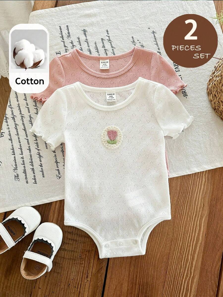 SHEIN LMoss Kids 2件套女婴卡通草莓图案柔软针织连体衣套装,女婴连体衣,水果图案婴儿服,韩版婴儿服装,夏季婴儿连体衣,美观婴儿服装 - 彩色 - 查看 1