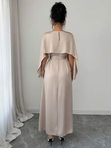 SHEIN Raffinéa 女款優雅知性通勤外出約會套裝，蝙蝠袖收腰洋裝，卡其色，春夏款 - 杏色 - 查看 2