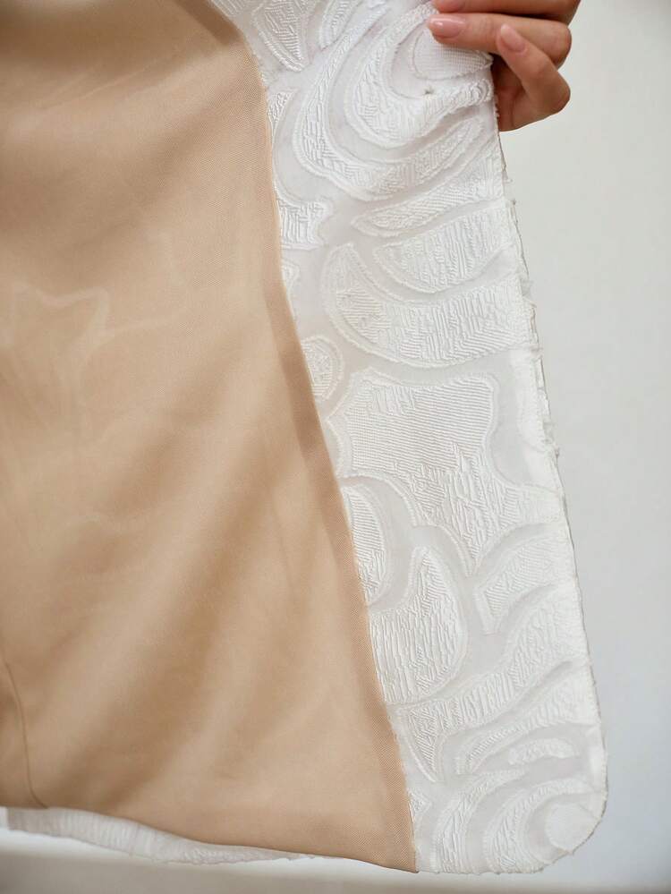 ELEGANT FASHION LUXURY DESIGN SLEEVELESS LAPEL LARGE ROSE FAUX EMBROIDERY MID-LENGTH BLAZER