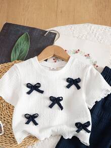 SHEIN Genkimix Kids 2件套女童（小号）纹理面料T恤，带3D蝴蝶结装饰，搭配休闲裤，适合户外休闲穿着 - 藍色 - 查看 5