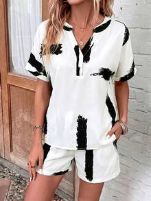 EMERY ROSE Conjunto de 2 piezas con top de manga corta con cuello en pico y estampado total y shorts con bolsillos en diagonal para mujer - Blanco y Negro - Ver 4