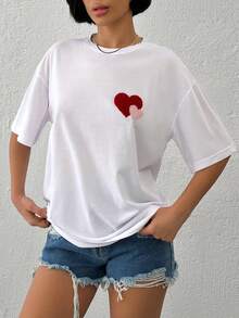 EURMUSE Camiseta feminina branca folgada com bordado de coração – Camiseta casual de manga curta em mistura de algodão, com estampa de coração vermelho, blusa oversized de verão, estilo streetwear minimalista, confortável. - Branco - Ver 3