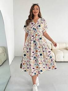SHEIN CURVE+ Plus Size Casual Vacation Elegant Romantic Floral Print Short Sleeve Dress For Women, Suitable For Spring/Summer - Multicolor - View 4