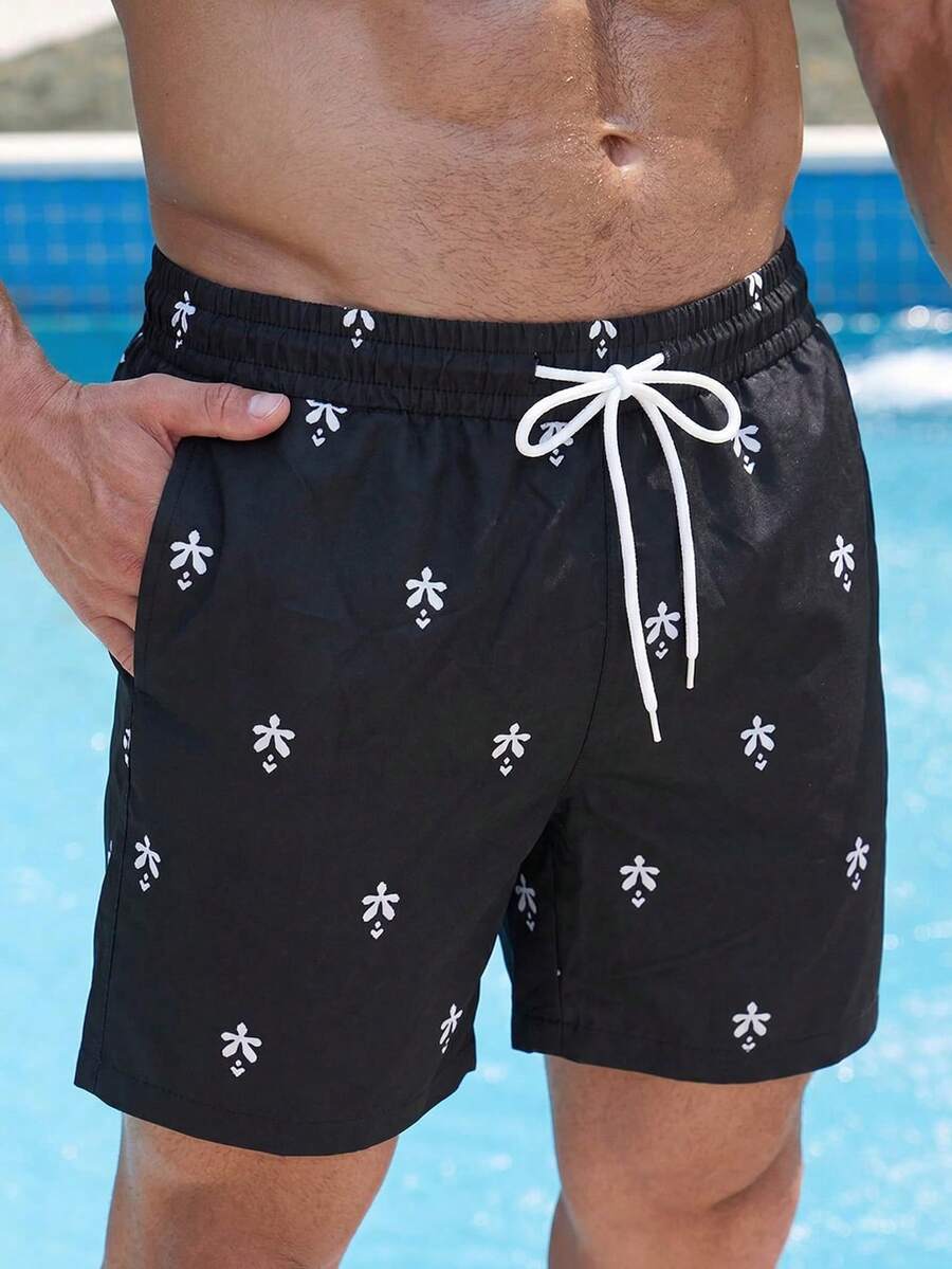 Manfinity Swimmode 男士休闲全印花抽绳腰沙滩短裤，夏季度假风 - 黑色 - 查看 1