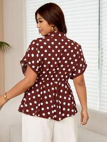 Franclia Áo kiểu ngắn buộc dây phía trước thanh lịch dành cho nữ cỡ lớn, áo sơ mi mùa xuân/hè cho nữ, áo kiểu mùa hè cỡ lớn cho nữ, áo kiểu thường ngày thanh lịch mới nhất cho nữ, áo sơ mi cỡ lớn cho nữ, quần áo cỡ lớn cho nữ, quần áo mùa hè, áo kiểu chấm bi quấn, áo kiểu cỡ lớn cho nữ, áo chấm bi, áo kiểu chấm bi nữ, áo chấm bi thường ngày, áo kiểu cho nữ, áo khoác ngoài chấm bi thanh lịch thường ngày. - màu nâu - Xem 2