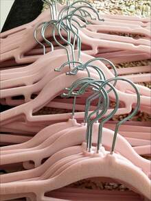 5/10/20/40/60/100个装 绒面衣架 防滑无痕 防肩部碰撞 加厚塑料材质 结实耐用 适用于家居衣物收纳 成人衣架 适用于西装、外套、连衣裙、牛仔裤、靴子等收纳 - 彩色 - 查看 4