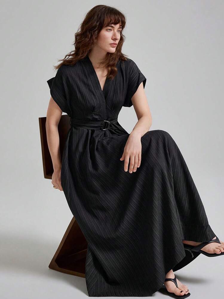 Black Dress Women's Solid Color Overlap V-Neck Batwing Sleeve Casual Dress Summer Versatile Modern Urban Fashion Business Casual Women's Wear Office Banquet Attire Understated Old-Money Style, Elegant And Sophisticated, High-Quality Commuter And Airport Women's Wear Bohemian Style Vacation Outfits,Boho,Seaside Women's Clothing, Country Music Concert Style, Western Style Clothing, Nomadic Casual Fashion