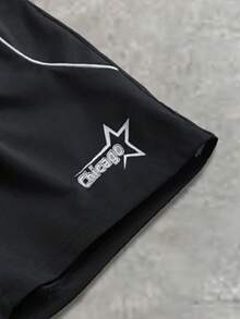 Manfinity Roghcode 男士字母印花圆领短袖T恤和抽绳腰短裤休闲运动套装 - 黑與白 - 查看 5
