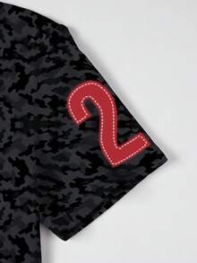 Manfinity EMRG Men's Street Camo 23 Number Print T-Shirt - Multicolor - View 4