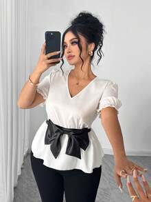 Elenzga Áo kiểu nữ cỡ lớn thanh lịch tối giản, thích hợp mặc hàng ngày, hẹn hò hoặc đi nghỉ mát, phối đen trắng, cổ chữ V, tay phồng, thắt nơ. - Đen và trắng - Xem 5