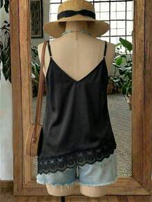 EMERY ROSE Plus Size V-Neck Asymmetric Hem Lace Patchwork Black Base Summer Solid Color Camisole, Elegant For Vacation, Date, Party, Fashion - Black - View 2