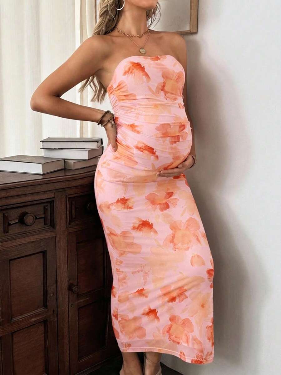 Cheriluna Maternity 孕妇优雅印花褶皱修身抹胸连衣裙,浪漫度假风夏季装扮 - 珊瑚橙 - 查看 1
