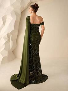 Coutiva Đầm đuôi cá lệch vai đính hạt cườm viền bèo nhún dành cho nữ - màu xanh lá - Xem 3