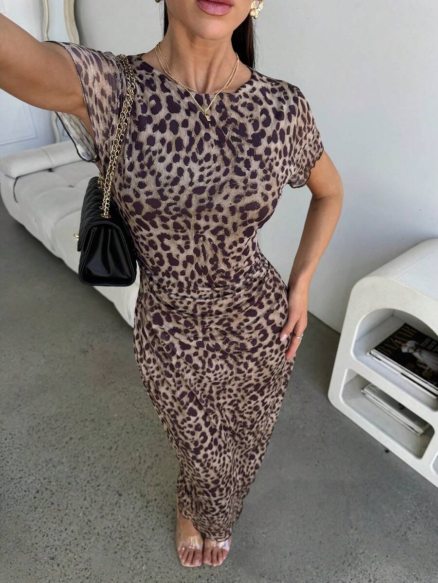Lavishia 女士优雅豹纹短袖中长连衣裙，春夏款 - 彩色 - 查看 1