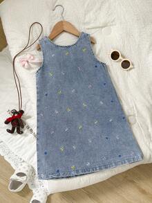 SHEIN Playful Pals 女童可爱蝴蝶结刺绣牛仔连衣裙，春夏轻薄水洗中蓝色牛仔布，甜美可爱休闲度假时尚设计，个性百搭基础款简约可爱蝴蝶结刺绣无袖立体蝴蝶结装饰无袖牛仔无弹力连衣裙，柔软舒适的棉质牛仔无弹力面料，适合日常外出、聚会、上学通勤，2025春秋新款 - 中等水洗藍 - 查看 2