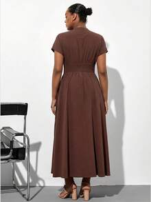 Gownix Plus Size Minimalist Chocolate Brown V-Neck Batwing Sleeve Dress With Metal Buckle,Autumn Elegant Tea Party Curve Western Vintage Outfits For Women - Brown - View 2
