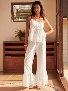 Bộ đồ ngủ nữ phong cách Bohemian giản dị, thoải mái, có bèo nhún, phối màu tương phản, chất liệu ren rỗng, kiểu áo hai dây ghép mảnh. - trắng - Xem 3