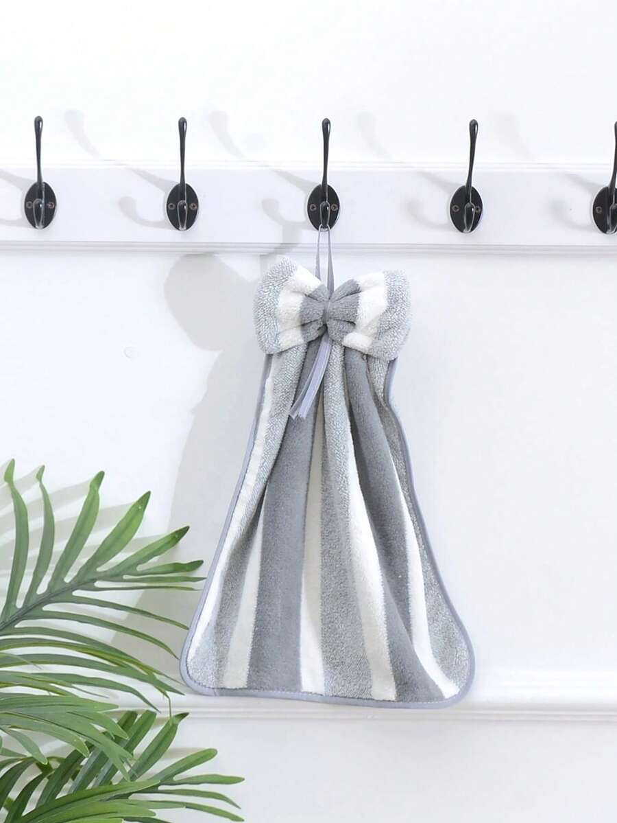 SHEIN 1pccoral Fleece Creative Striped Bow Soft Absorbent Hand Towels With Hanging Loop Dish Cloths Kitchen Towel - Grey - View 1