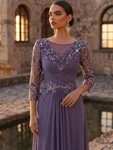 Aureia 优雅奢华的串珠亮片花卉刺绣网纱拼接弹力针织薄纱袖A字连衣裙，适合婚礼、派对、度假、新娘、新娘母亲、晚礼服等场合。 - 紫色 - 查看 7