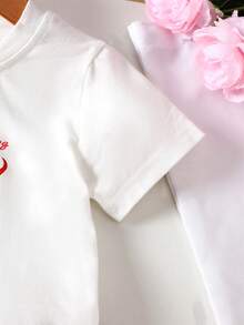 SHEIN 2件套女婴幼儿/新生儿0-3岁休闲日常腊肠犬图案圆领T恤+粉色条纹短裤套装，春夏款 - 粉色 - 查看 4