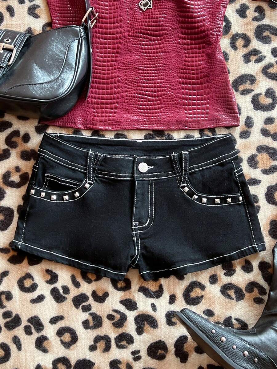 Elamini 时尚低腰铆钉水洗超短牛仔裤 - 黑色 - 查看 1