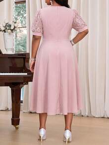 Fleurora Đầm công sở màu hồng thanh lịch dáng xòe phối ren tương phản, tay ngắn, cỡ lớn, thích hợp cho mùa xuân và hè. Đầm mùa hè cho nữ, trang phục mùa hè cho nữ, trang phục đi chơi, đầm thanh lịch cho nữ, đầm màu hồng, đầm màu hồng cho nữ cỡ lớn, đầm ren cổ tròn thắt eo thanh lịch dự tiệc, đầm màu hồng cho nữ, đầm dài đến bắp chân thanh lịch, đầm phù dâu màu hồng, đầm Belle thanh lịch, đầm màu hồng phấn cỡ lớn, đầm dự tiệc trà màu hồng, đầm phù dâu màu hồng, đầm màu hồng nhạt, đầm tay phồng cỡ lớn, đầm midi thanh lịch, đầm lễ Phục sinh kín đáo, đầm dự tiệc cho nữ, trang phục khách mời đám cưới cho nữ, đầm tay phồng, đầm dự tiệc trang trọng cho đám cưới, đầm nữ thanh lịch cổ điển, trang phục thanh lịch cho nữ, đầm nữ, trang phục trang trọng, trang phục dự tiệc cưới cho nữ. - Hồng - Xem 2