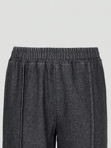 SHEIN Girls' Loose Fit Jeans, Casual Style, Minimalist All-Match Wide Leg Design, Elastic Waistband For Comfort, Suitable For Daily Casual Wear, Vacation, Party And Multi-Occasion, All Season - Black - View 5