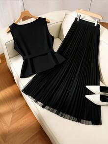 GlowEve CURVE Plus Size Women Solid Color Round Neck Top And Mesh Skirt Casual 2-Piece Set, Suitable For Dates And Outings - Black - View 2