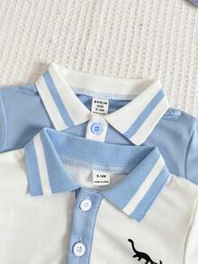 Souflis Souflis Conjunto de polo de manga corta con rayas irregulares y pantalones cortos con bordado adorable de oso para bebé niño, adecuado para el verano - Azul y blanco - Ver 3