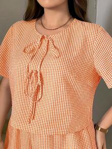 SHEIN LUNE 大码女式格子印花返校套装，女士前系带衬衫，商务休闲，适合曲线身材，搭配短裤，返校季两件套，秋季女装，复古富贵风格 - 橘色 - 查看 5