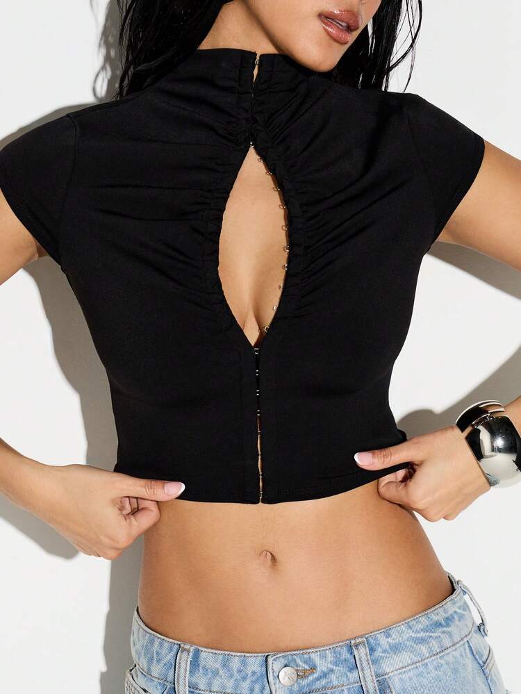KIZN Women's Black High Neck Keyhole Cut-Out Short Sleeve Crop Top With Hook And Eye Closure For Night Out Party Clubwear