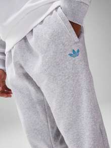 Adidas 男士户外运动裤 透气舒适 轻盈弹力 标志百搭 弹性腰带 撞色拼接 日常通勤 外出旅行 街头风 黑色 IT7781 - 灰色 - 查看 1