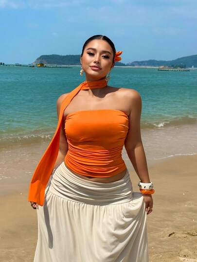 Sunnyshic Plus Size Women Summer Beach Vacation Solid Color Ruched Halter Neck Top