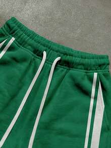 Manfinity EMRG 男士字母印花短袖T恤和抽绳腰短裤休闲套装 - 彩色 - 查看 5